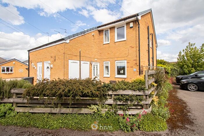 2 Bedroom Apartment For Sale In Elmdale Drive, Edenthorpe, Doncaster, DN3