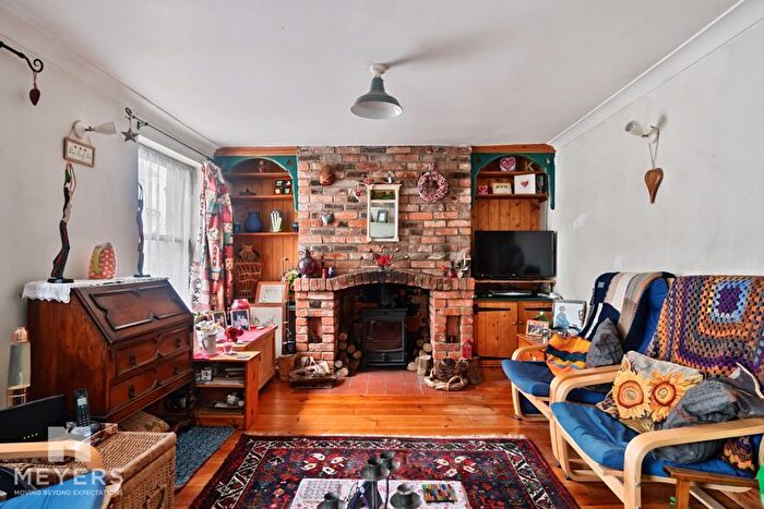 4 Bedroom Cottage For Sale In North Street, Bere Regis, BH20