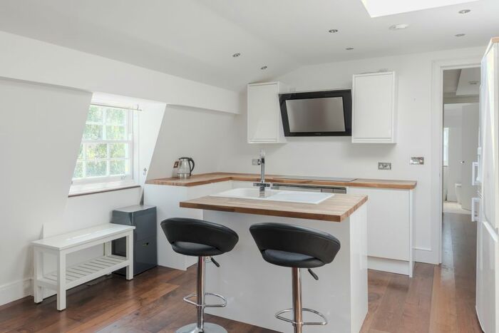 1 Bedroom Flat To Rent In Upper Tulse Hill, London, SW2