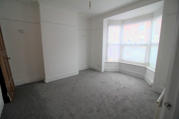 2 Bedroom Terraced House To Rent In Castle Street, Southampton, SO14