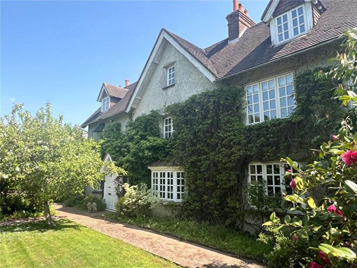 6 Bedroom Detached House For Sale In Pendell Road, Bletchingley, RH1