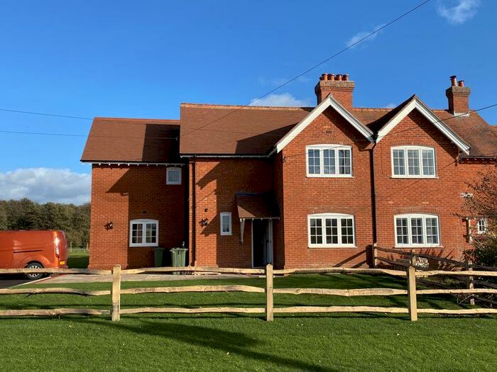 4 Bedroom House To Rent In Biddenfield Lane, Near Wickham, Southampton, SO32