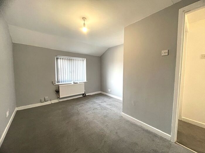 1 Bedroom Flat To Rent In Market Street, Droylsden, Manchester, Greater Manchester, M43