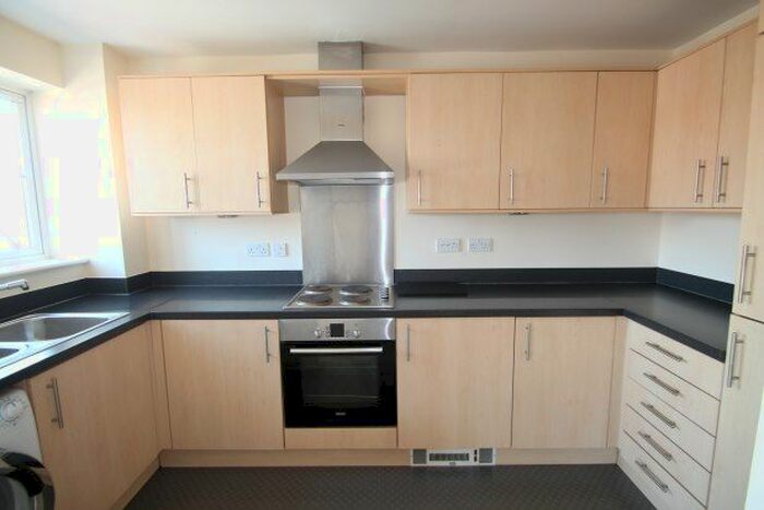 2 Bedroom Flat To Rent In Baker Crescent, Dartford, DA1
