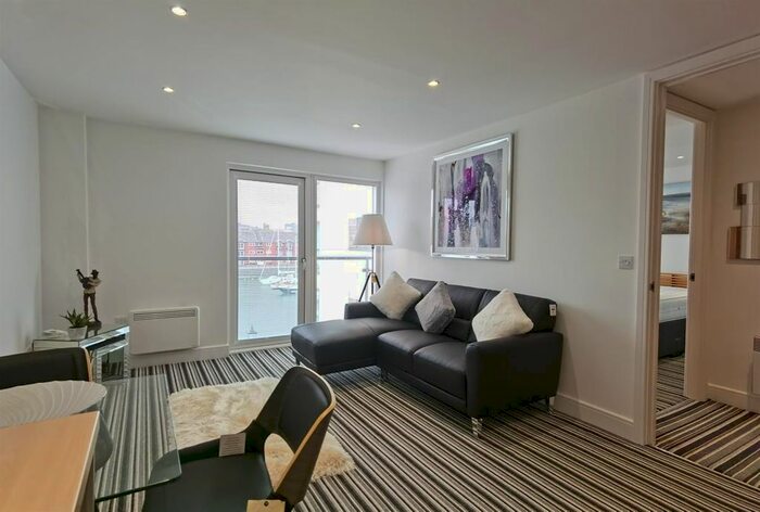 1 Bedroom Flat To Rent In Apartment, Meridian Wharf, Trawler Road, Maritime Quarter, Swansea, SA1