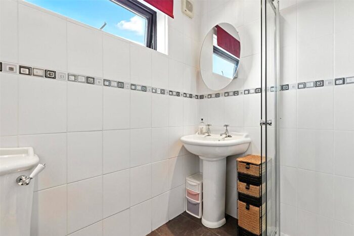 3 Bedroom Bungalow For Sale In Balmanno Park, Bridge Of Earn, Perth, PH2