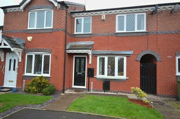 3 Bedroom Town House To Rent In Saxifrage Drive, Stone, ST15