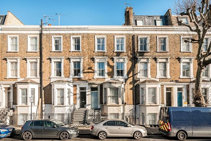 1 Bedroom Flat To Rent In Harwood Road, Fulham, London, SW6