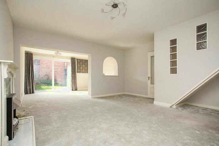 3 Bedroom Terraced House To Rent In John Knight Road, Bedworth, Warwickshire, CV12