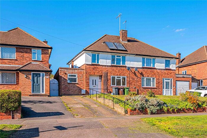 3 Bedroom Detached House For Sale In Park Avenue, Bushey, Hertfordshire, WD23