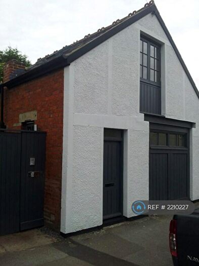 2 Bedroom Detached House To Rent In Torr Road, London, SE20