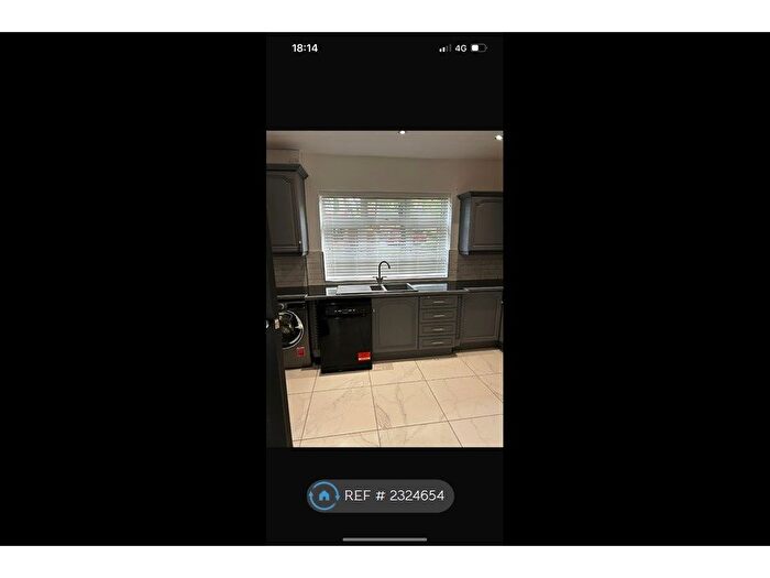 5 Bedroom Detached House To Rent In Birches Head Road, Stoke-On-Trent, ST1