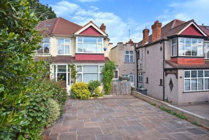 4 Bedroom Property To Rent In Kent House Road, London, SE26