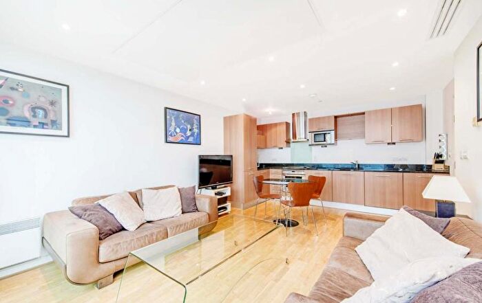2 Bedroom Apartment To Rent In Nottingham Terrace, Marylebone, London, NW1