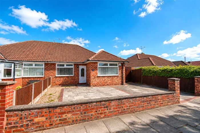 3 Bedroom Bungalow For Sale In Wyvern Road, Moreton, Wirral, CH46