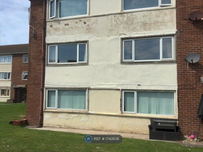 2 Bedroom Flat To Rent In New Road, Lytham St. Annes, FY8