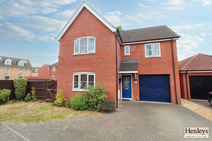4 Bedroom Detached House For Sale In Dairy Drive, Beck Row, IP28