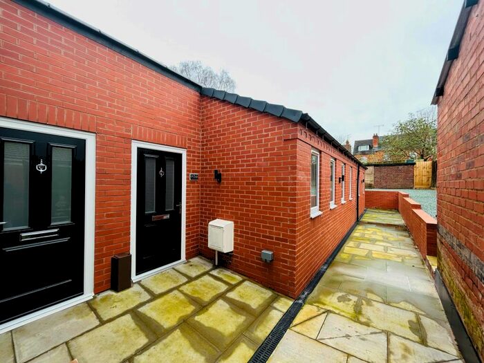 1 Bedroom Flat To Rent In Lodge Road, Redditch, B98