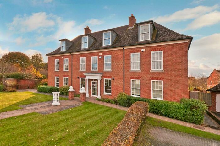 2 Bedroom Apartment To Rent In Manor Court, Bancroft Lane, Kings Hill, ME19