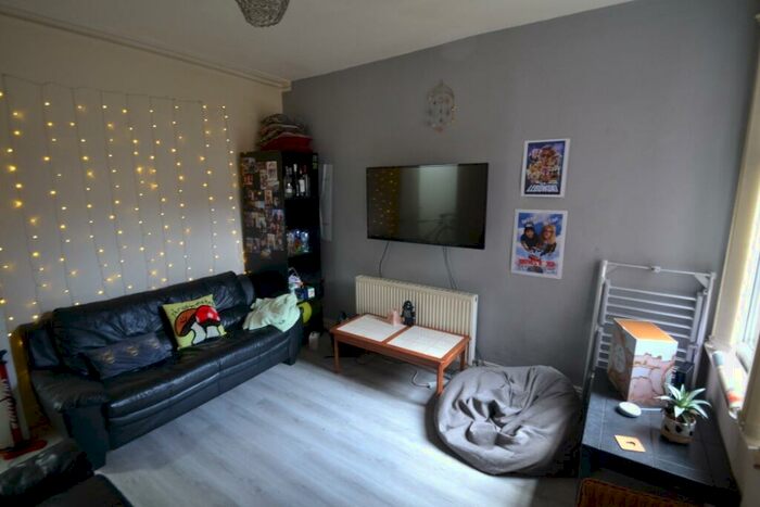 4 Bedroom Terraced House To Rent In Furness Road, Fallowfield, Manchester, M14
