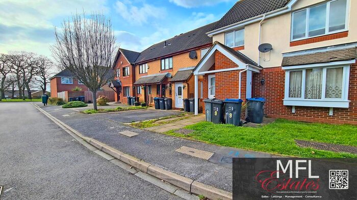 2 Bedroom Terraced House To Rent In Kelvin Gardens, Croydon, CR0