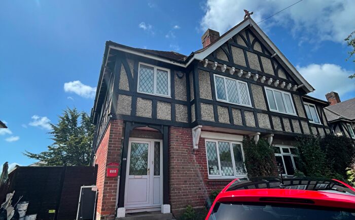 3 Bedroom Semi Detached House To Rent In Bassett Green Road, Bassett, SO16