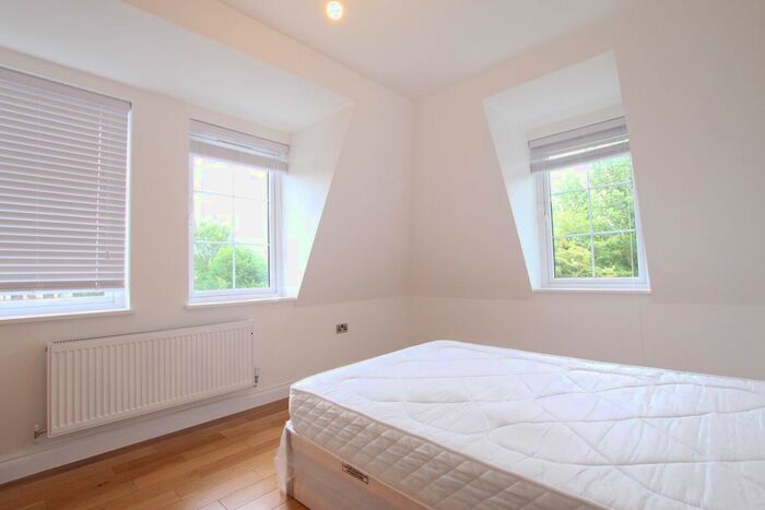 2 Bedroom Flat To Rent In Parsonage Lane, Bishops Stortford CM23.