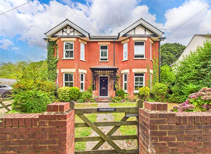 4 Bedroom Detached House For Sale In Ringwood Road, Bransgore, Christchurch, Dorset, BH23