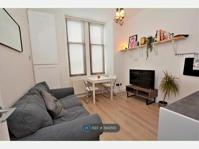 1 Bedroom Flat To Rent In Holmlea Road, Glasgow, G44