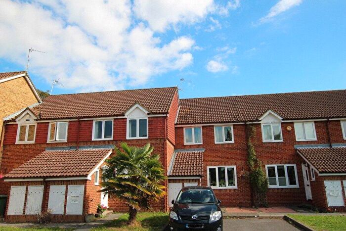 3 Bedroom Terraced House To Rent In Columbia Avenue, Ruislip, Middlesex, HA4