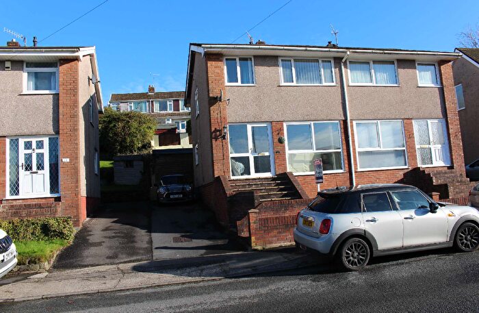 3 Bedroom Semi-Detached House To Rent In Woodcote, Swansea, SA2