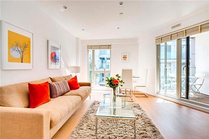 2 Bedroom Flat To Rent In Balham Hill, Balham, SW12