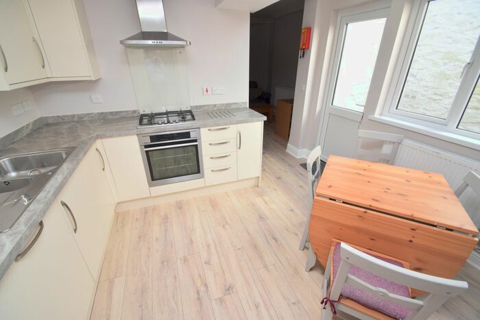 4 Bedroom Terraced House To Rent In Kimberley Park Road, Falmouth TR11