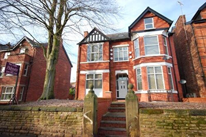 1 Bedroom Apartment To Rent In Clyde Road, West Didsbury, M20