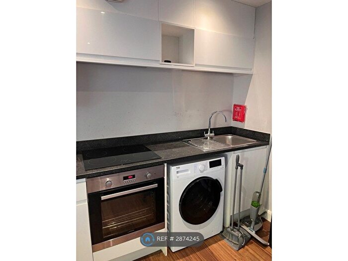 1 Bedroom Flat To Rent In Bath St, Nottingham, NG1