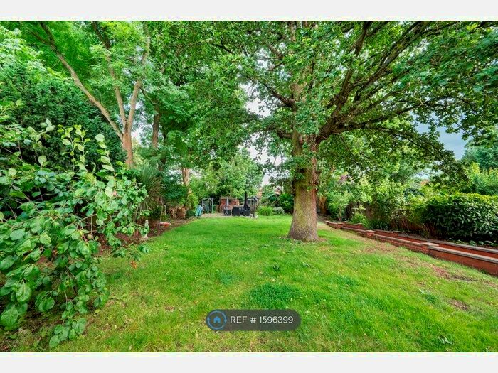 1 Bedroom Flat To Rent In Capel Road, London, EN4