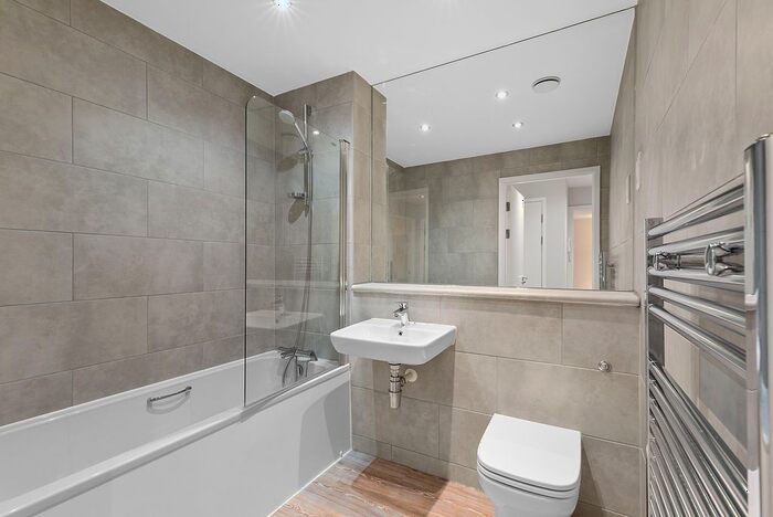 2 Bedroom Flat To Rent In Acorn Street, Sheffield, S3