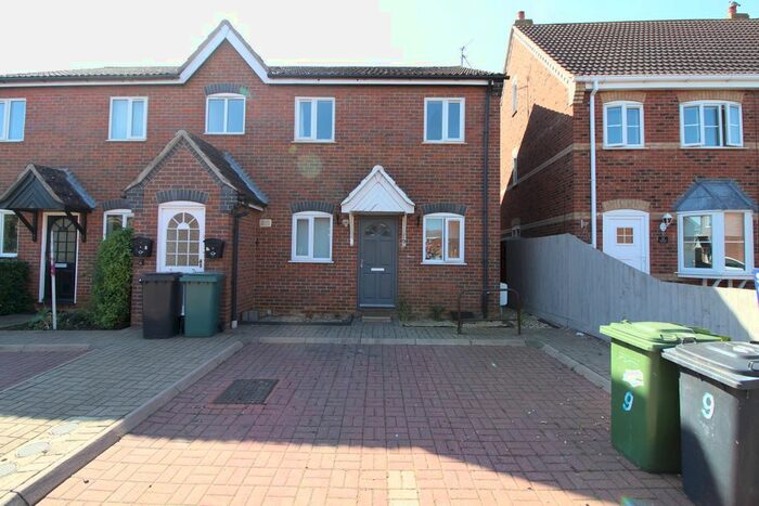 2 Bedroom Flat To Rent In Beech Lane, Eye, Peterborough, PE6
