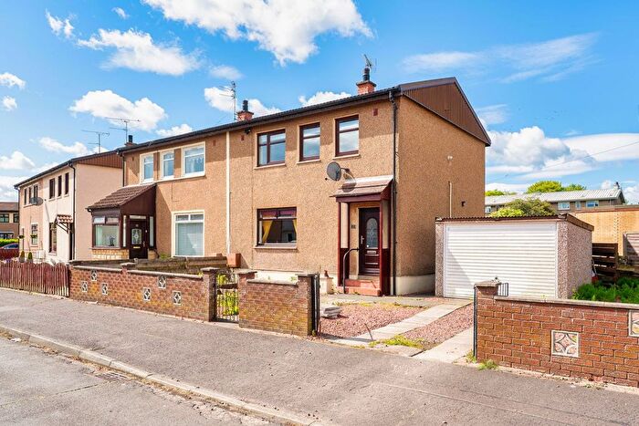 3 Bedroom Semi-Detached House For Sale In Mountbatten Street, Grangemouth, FK3