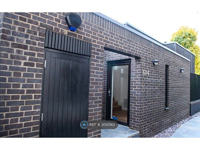 2 Bedroom Semi-Detached House To Rent In Lordship Lane, London, N22