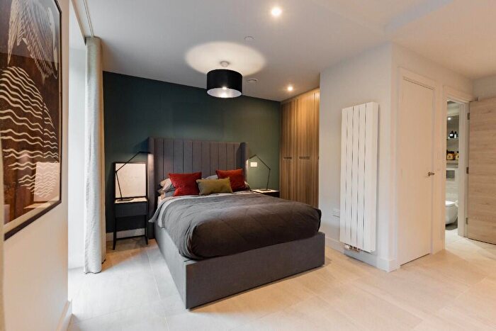 Studio To Rent In Melvin Walk, Edinburgh, EH3