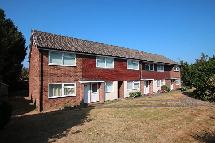 2 Bedroom Maisonette For Sale In Russell Court, Leatherhead, KT22