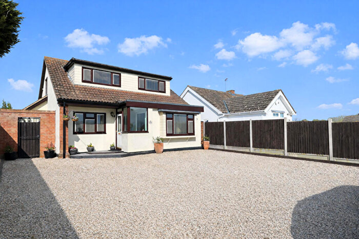 4 Bedroom Detached House For Sale In Maldon Road, Tiptree, CO5