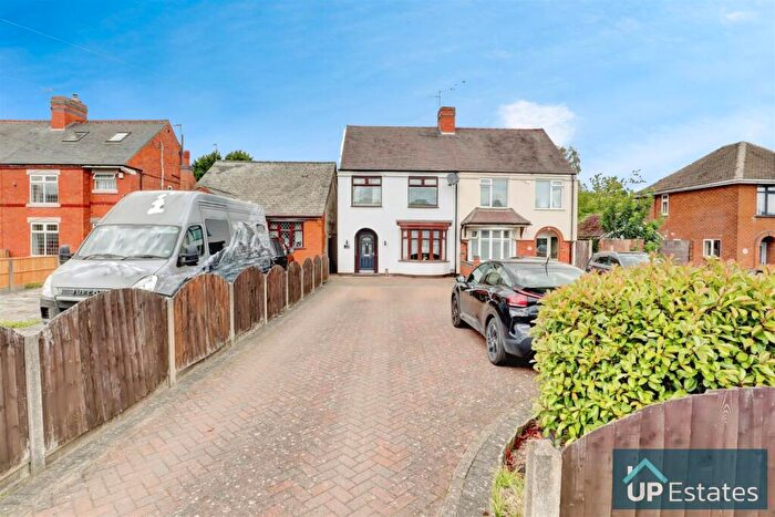 5 Bedroom Semi-Detached House For Sale In Camp Hill Road, Nuneaton, CV10