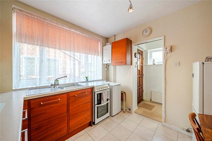 2 Bedroom Bungalow For Sale In Wrenbury Grove, Cookridge, Leeds, LS16