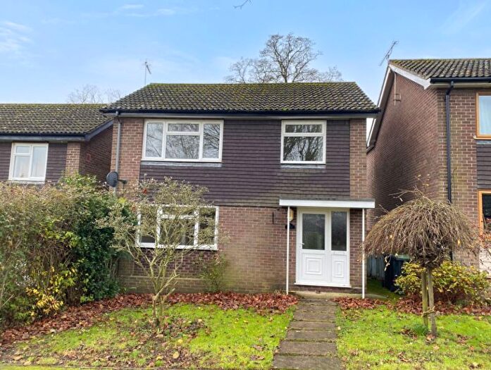 3 Bedroom Detached House For Sale In Moores Close, Stowmarket, IP14