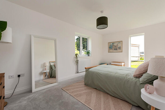 3 Bedroom Detached Bungalow For Sale In Stilebridge Lane, Maidstone, ME17