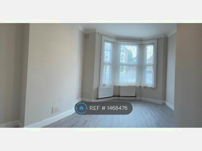 1 Bedroom Flat To Rent In Arodene Road, London, SW2