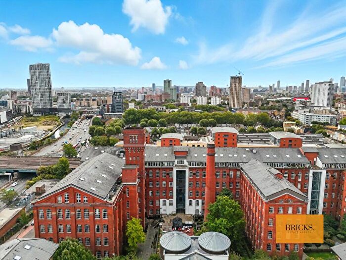 1 Bedroom Apartment To Rent In Manhattan Building, Bow Quarter, E3