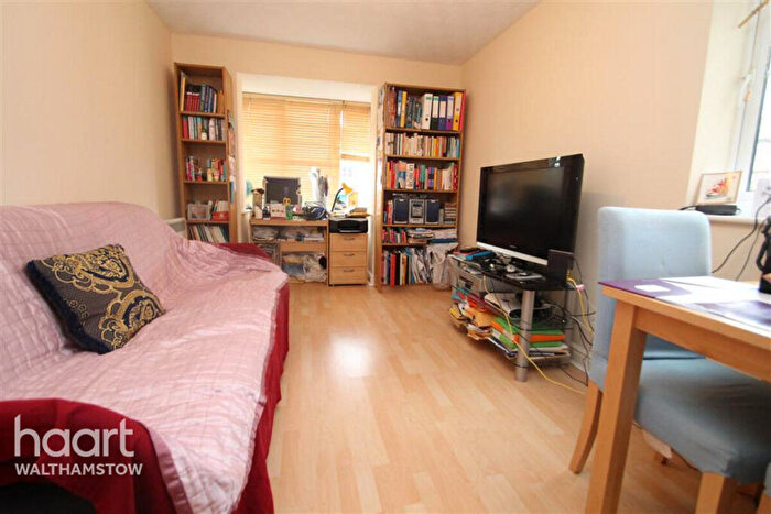 1 Bedroom Flat To Rent In Thurlow Close, London, E4